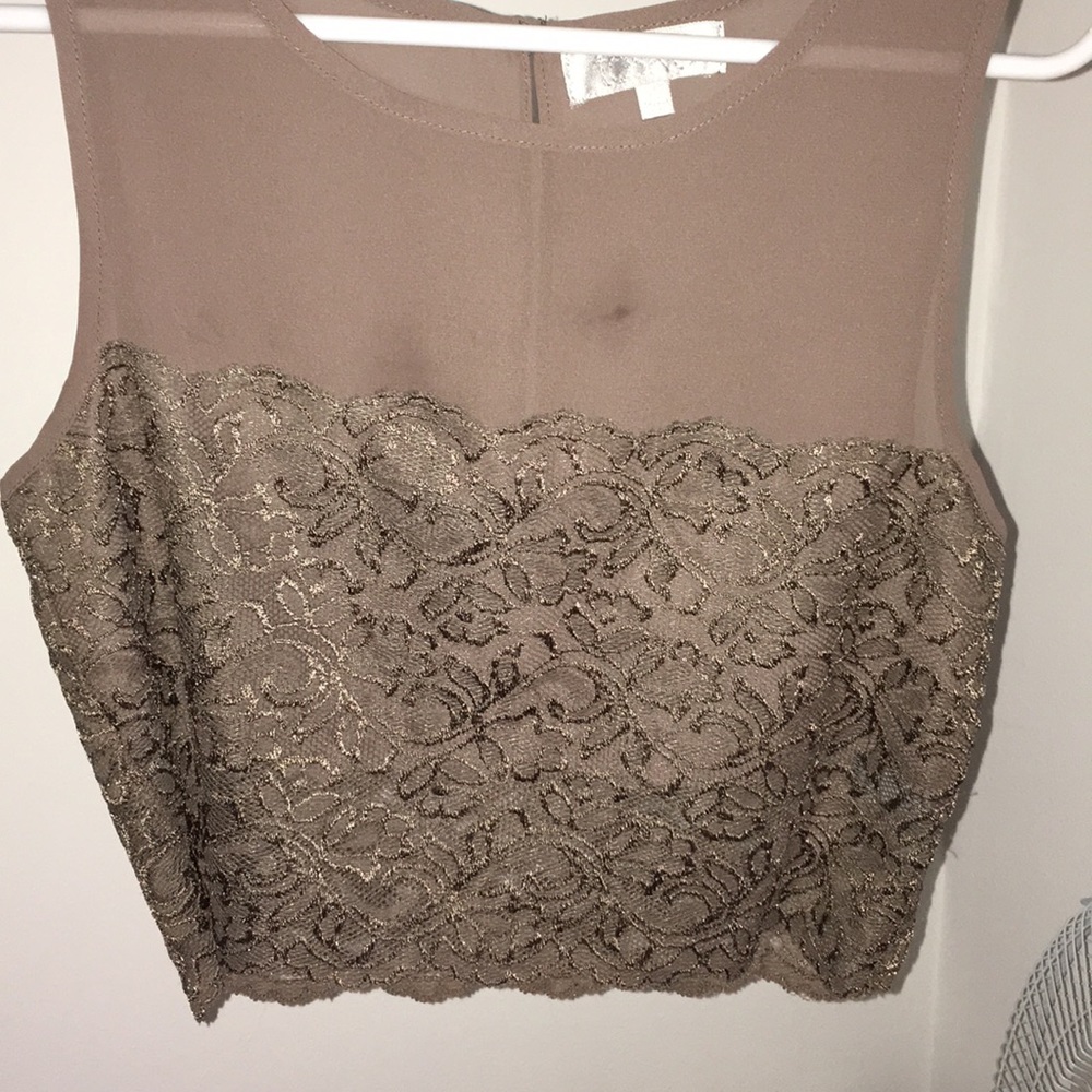 crop top